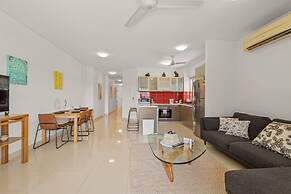 Yanti at Nightcliff Foreshore Pool Shops Cafe