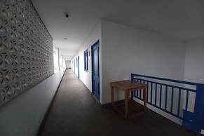 OYO 94103 Sands Residence Ii