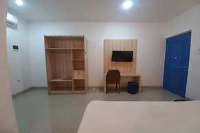 OYO 94103 Sands Residence Ii