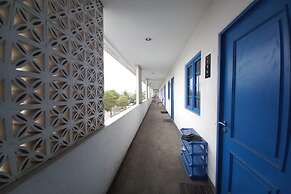 OYO 94103 Sands Residence Ii