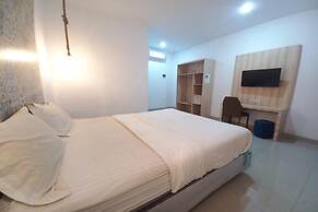 OYO 94103 Sands Residence Ii