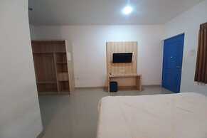 OYO 94103 Sands Residence Ii