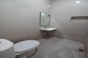 OYO 94103 Sands Residence Ii