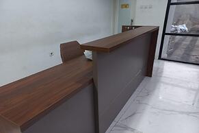 OYO 94103 Sands Residence Ii