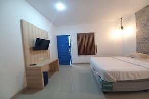 OYO 94103 Sands Residence Ii