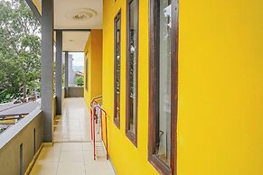 OYO 94102 Kuningan Guest House Syariah