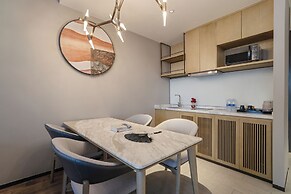 Mauve Glamor Chengdu