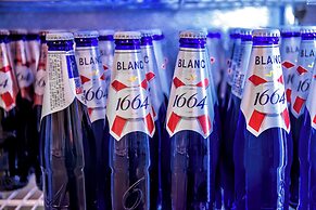 Mauve Glamor Chengdu