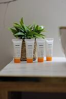 Grójecka Apartment by Renters