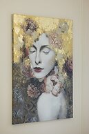 Grójecka Apartment by Renters