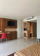 OYO 94107 Nomira Guest Room