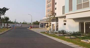 OYO 94107 Nomira Guest Room