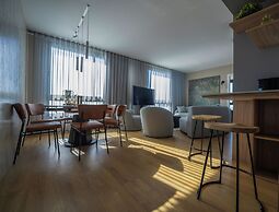 Panoramic Sea View Luxury Suite