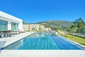 Saturn-4 PLANET LUXURY VILLAS