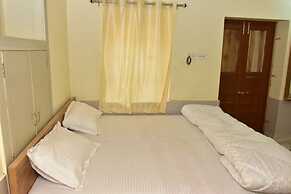 Golden Home Hotel By GRB