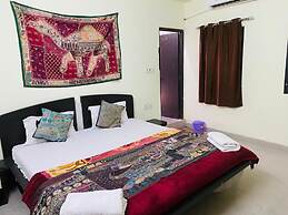 Golden Home Hotel By GRB