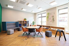 LOGINN Hotel Köln Airport