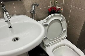 Krystalclaine Homestay-Burnham Hill Condo