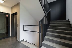 Apartament na Alei Pokoju by Renters