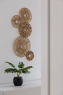 Apartament na Alei Pokoju by Renters