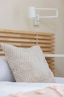 Apartament na Alei Pokoju by Renters