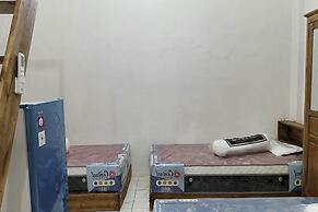 OYO 94114 Melros Place Homestay