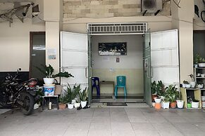 OYO 94115 Pondok Sahabat Vianty Near SDN Kampung Parang