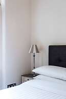 Cathcart Road IV by Onefinestay