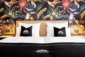 Frida Hotel & Cafe