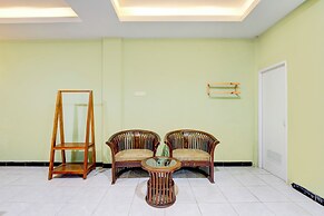 OYO 94120 Penginapan Viki Syariah