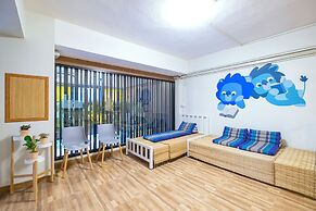 BED Friends Poshtel