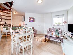 Cozy Apartment Near Valkenburg With Valleyview
