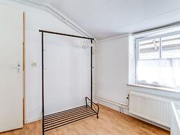 Cozy Apartment Near Valkenburg With Valleyview