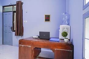 OYO 94119 Pdl Guest House Syariah