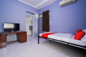 OYO 94119 Pdl Guest House Syariah