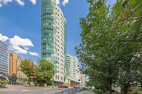 Apartment for 6 in Ochota by Renters