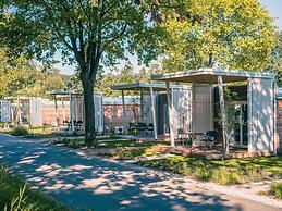 Nice Chalet With Airco Near Efteling