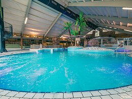 Nice Chalet With Airco Near Efteling