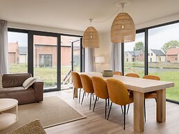 Nice Villa With Dishwasher, on a Resort Near the Veerse Meer