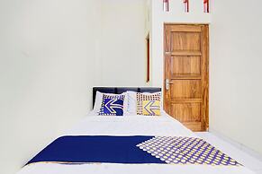 SPOT ON 94122 Homestay Arva