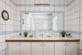 Bougainvillea Comfort Villa Mykonos