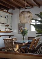 Bougainvillea Comfort Villa Mykonos