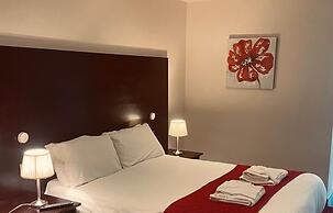 The Red Admiral Hotel