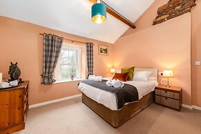 The Red Admiral Hotel