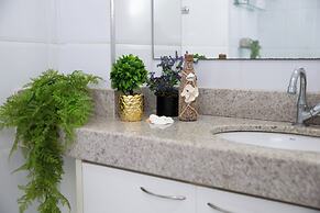 20 m from the beach in the center of Guarapari - Brazilian Corner