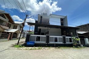 OYO 94121 Widan Homestay