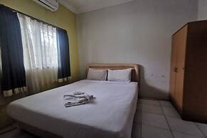 OYO 94121 Widan Homestay