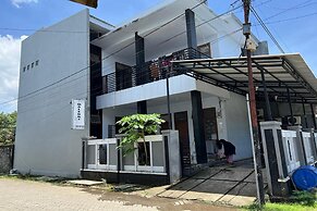 OYO 94121 Widan Homestay
