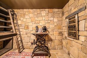 Chateau Fortine Retreat for 6!