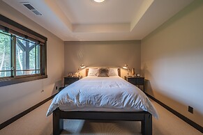 Chateau Fortine Retreat for 6!